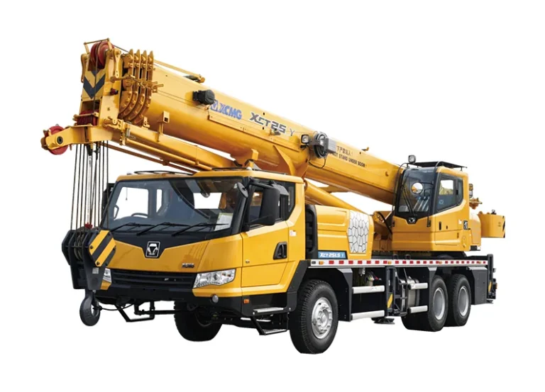 XCMG XCT25L5_Y Truck Crane - 25 ton, 40.5 m boom, 3-axle 6x4x2 chassis with Shanghai Diesel SC7H260Q3 China III engine