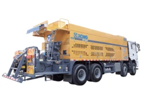 XCMG XF1003 Slurry Sealer — 10 cubic meter silo, 4.2 m paving width, Howo ZZ1257 chassis, WP10 257 kW, China V