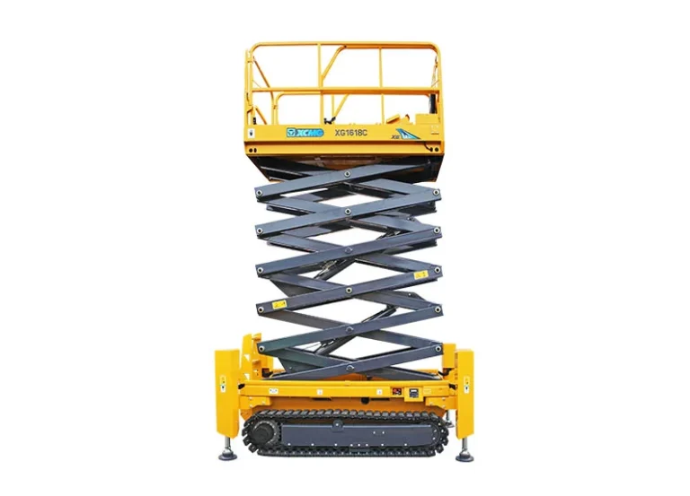 XCMG XG1618C Crawler Scissor Lift - 15.8 m working height, 13.8 m platform, 360 kg capacity