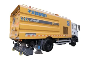 XCMG XLQ1005 Vacuum Road Sweeper — 10 cubic meter filler silo, 2650 mm sweeping width, ZZ5168K4710C1 chassis