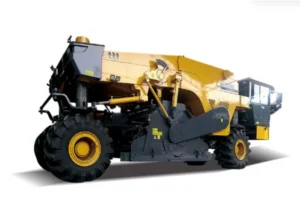 XCMG XLZ2303K Mechanical Cold Recycler — 2300 mm milling width, 430 mm depth, 566 kW 8-cyl diesel, 200 cutters