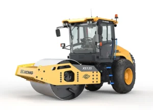 XCMG XS135 single drum vibratory roller 13.4 t Cummins 115 kW Stage V T4F