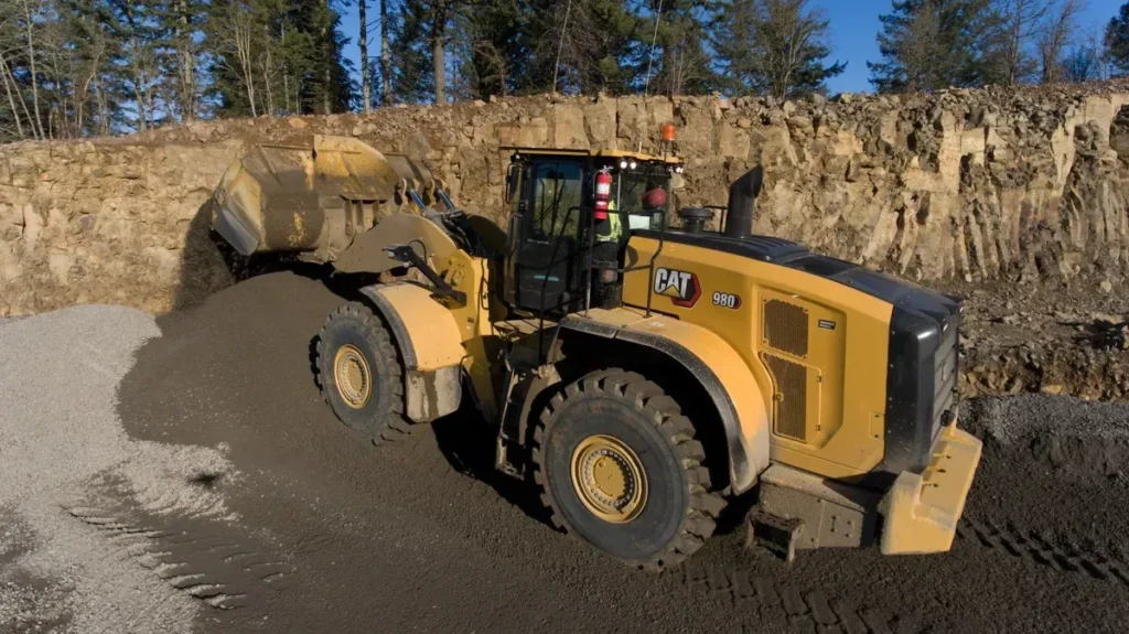 CAT 980 Wheel Loader — new 30.3 t wheel loader, Cat C13 12.5 L